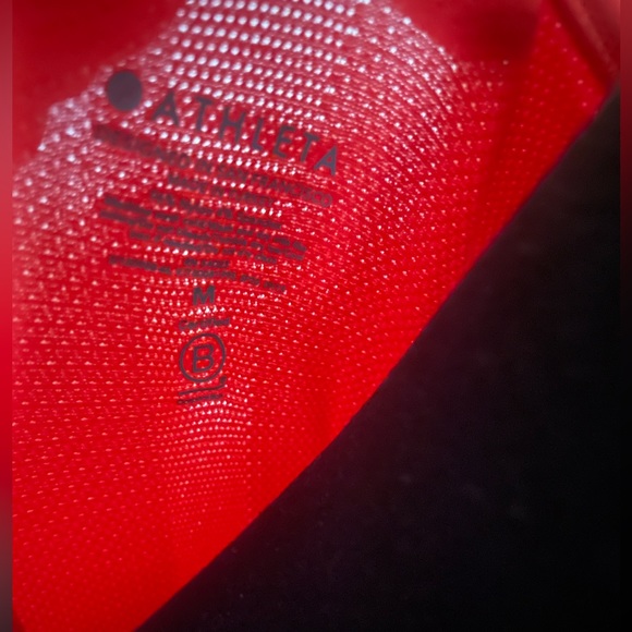 NWT ATHLETA SPEEDLIGHT SEAMLESS TANK SIZE MEDIUM ORANGE - Picture 7 of 10